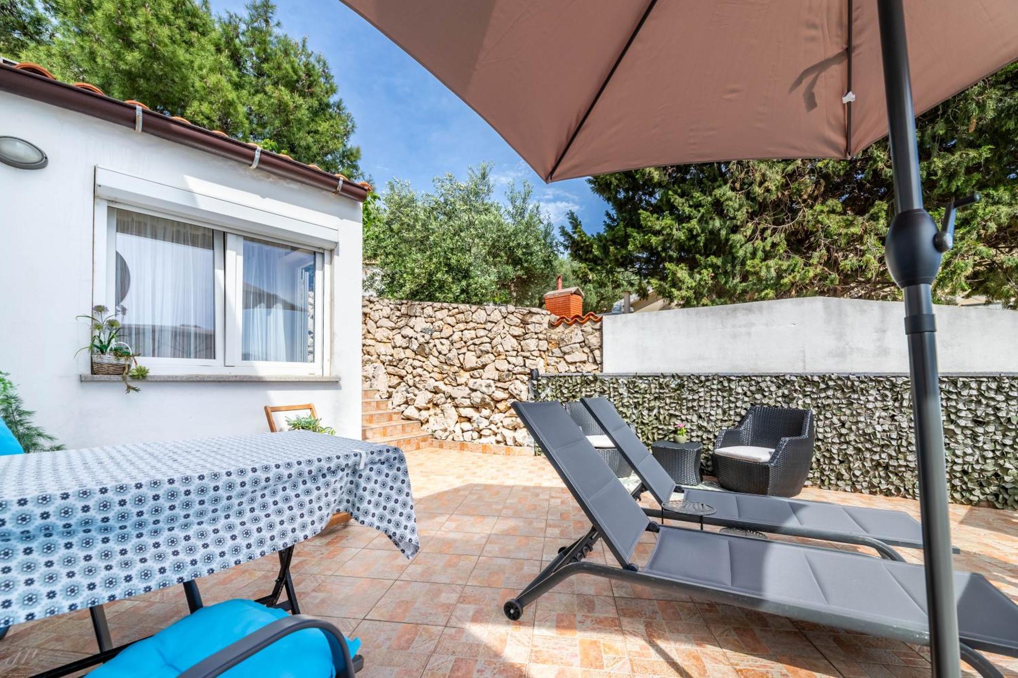 Apartments Katarina Baška Extérieur photo